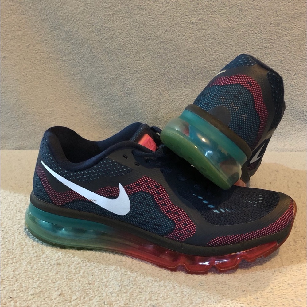 Running shoe